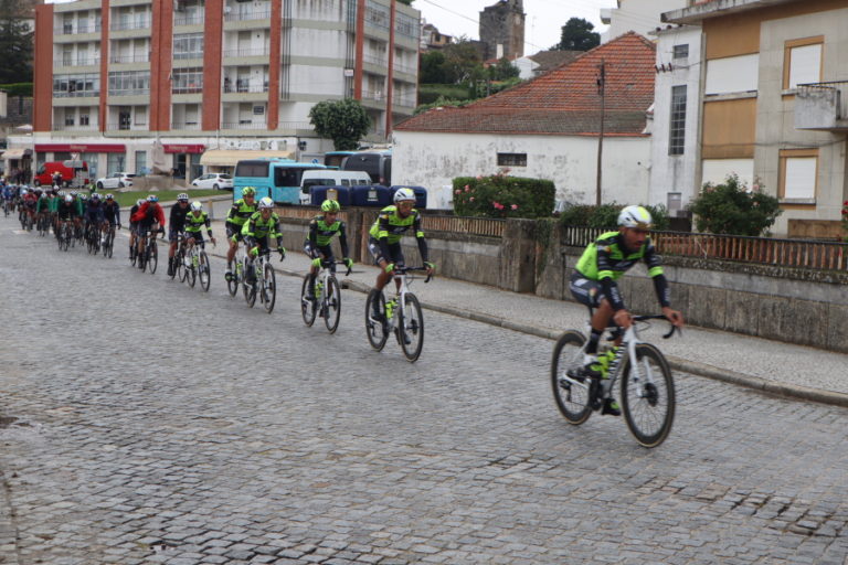 Pelotão de ciclistas passou no Sabugal