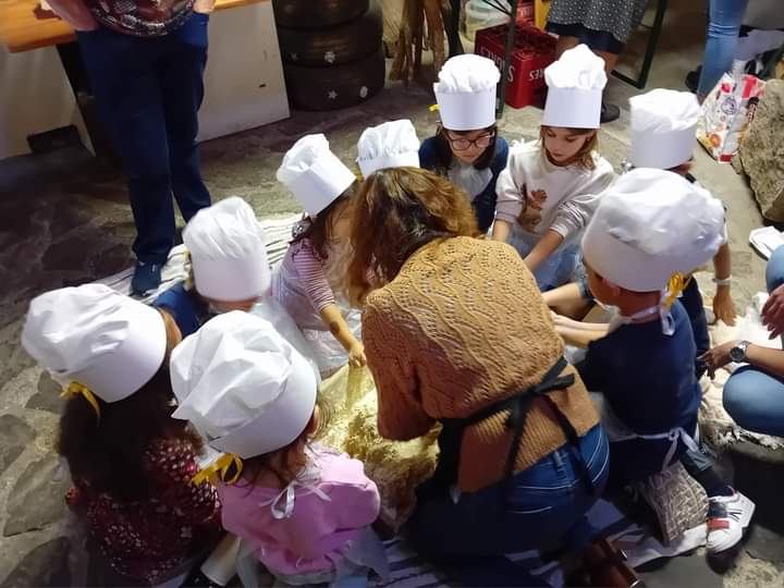 Atelier de fabrico de pão caseiro no Ozendo