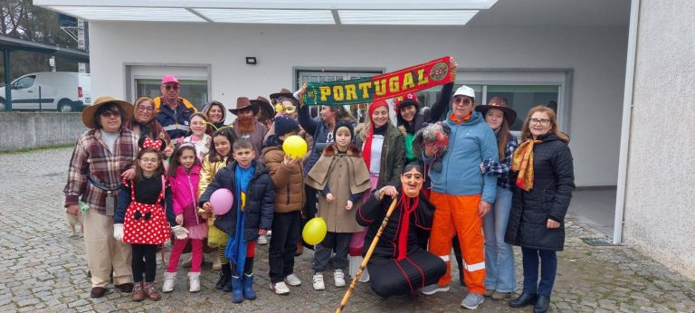 Desfile animou Carnaval no Casteleiro