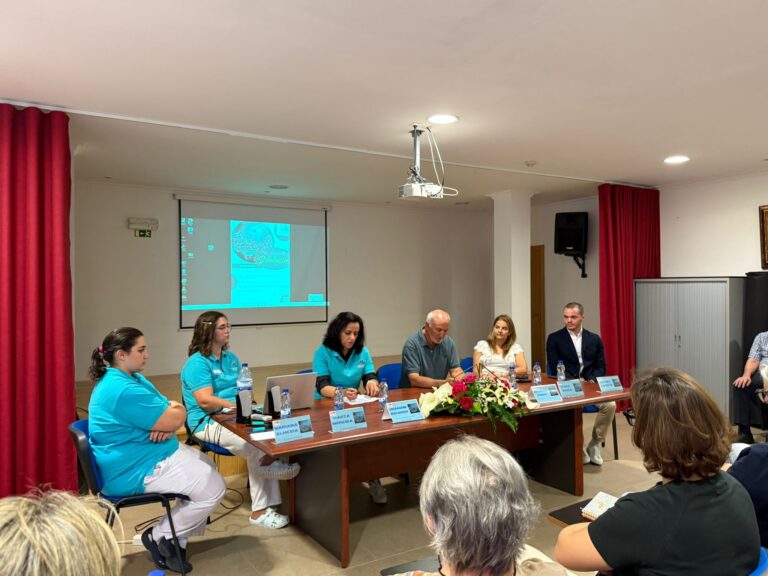 Liga dos Amigos de Aldeia de Santo António promoveu seminário sobre demência