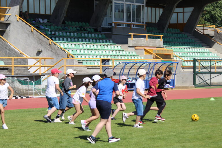 “A Hora dos Super Quinas” juntou 250 alunos/atletas no Estádio Municipal do Sabugal