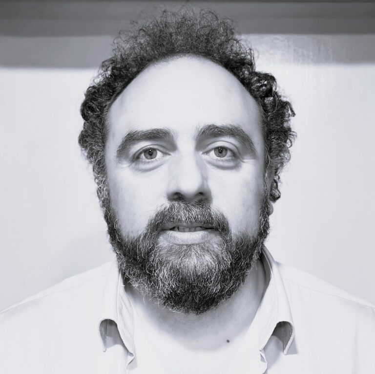 Alexandre Gonçalves integra duas novas antologias nacionais de poesia