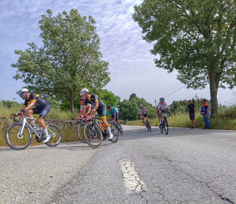 Cerca de 330 “ciclistas” pedalaram pelo concelho durante o Granfondo