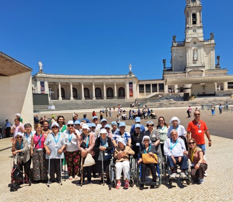 Maio termina com fé e convívio: excursão a Fátima uniu dois lares do concelho.