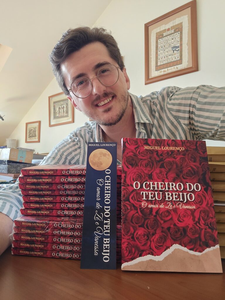 “O Cheiro do teu Beijo” é o nome do livro de Miguel Lourenço