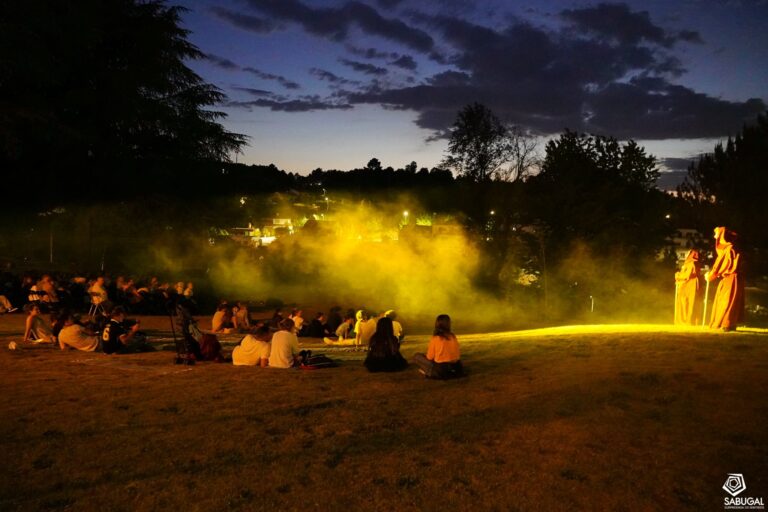 Associação Cultural Badagoneiros apresenta peça de teatro em Vila do Touro
