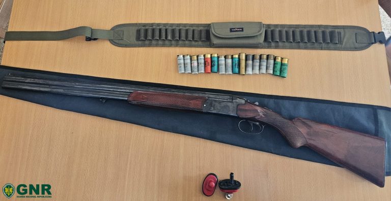 GNR detém homem por posse ilegal de arma