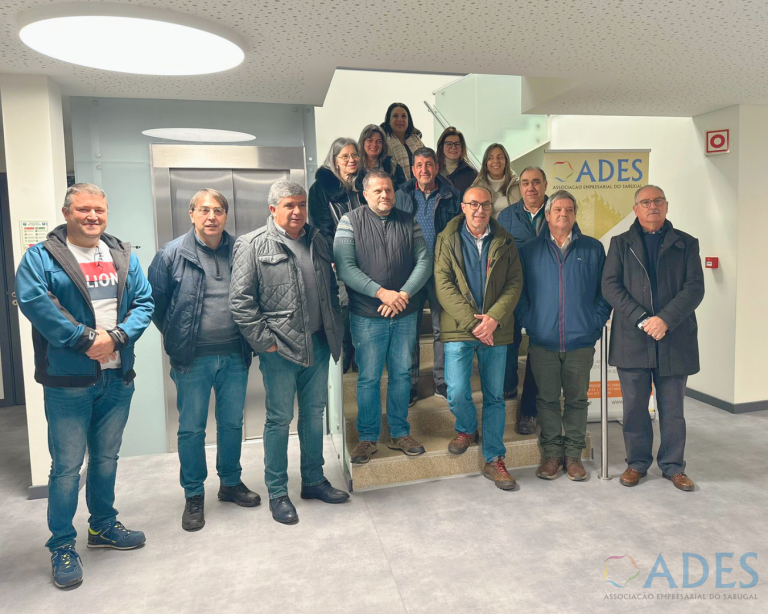 Órgãos sociais da ADES tomam posse para um novo mandato