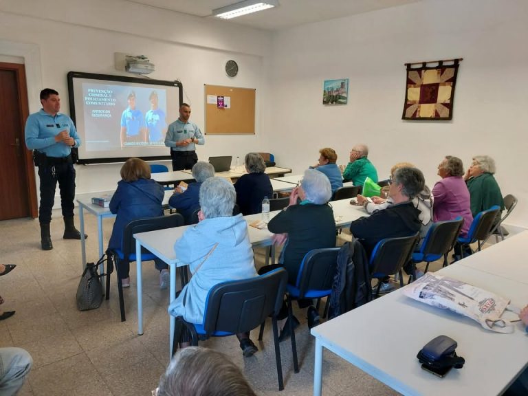 CLDS 5G promove sessão de sensibilização sobre burlas a idosos em parceria com a GNR do Sabugal