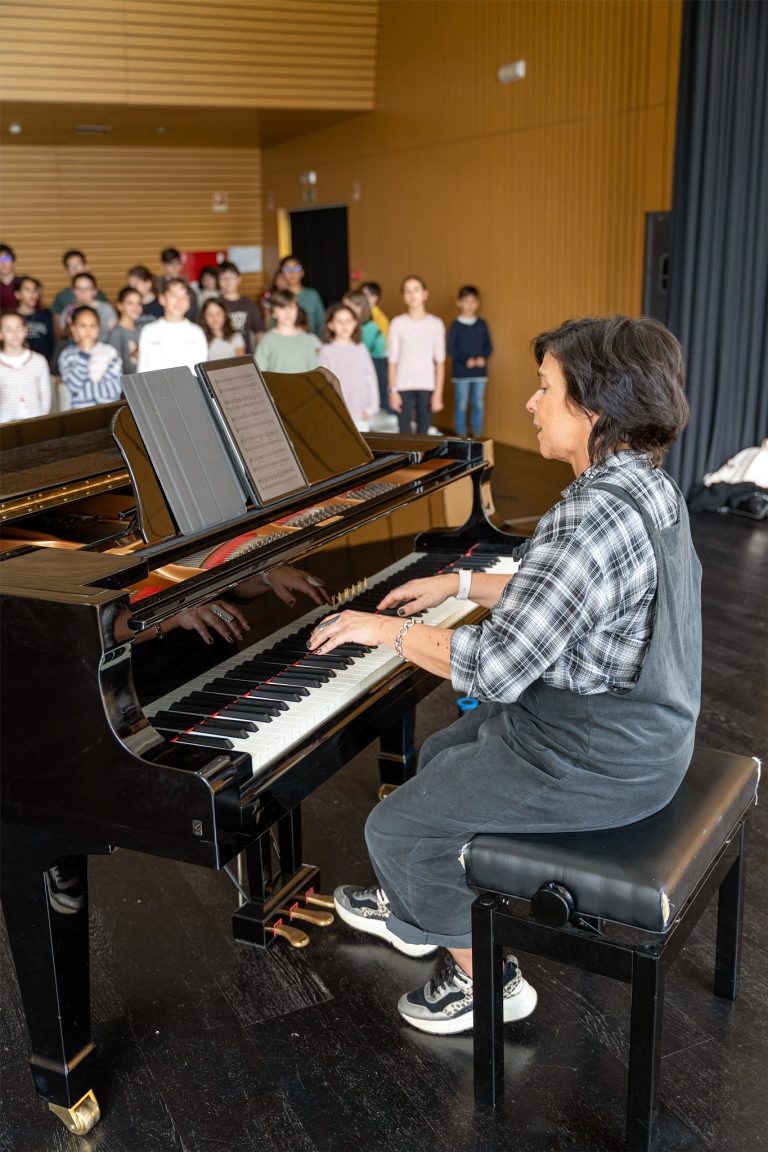 Divertimento Music Camp junta jovens na Bendada