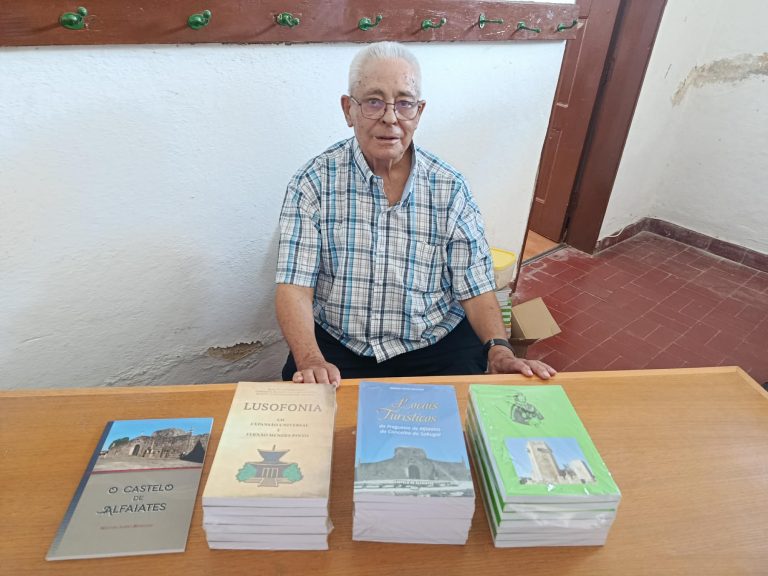 Padre Manuel Lopes Botelho apresenta quatro novos livros em Alfaiates