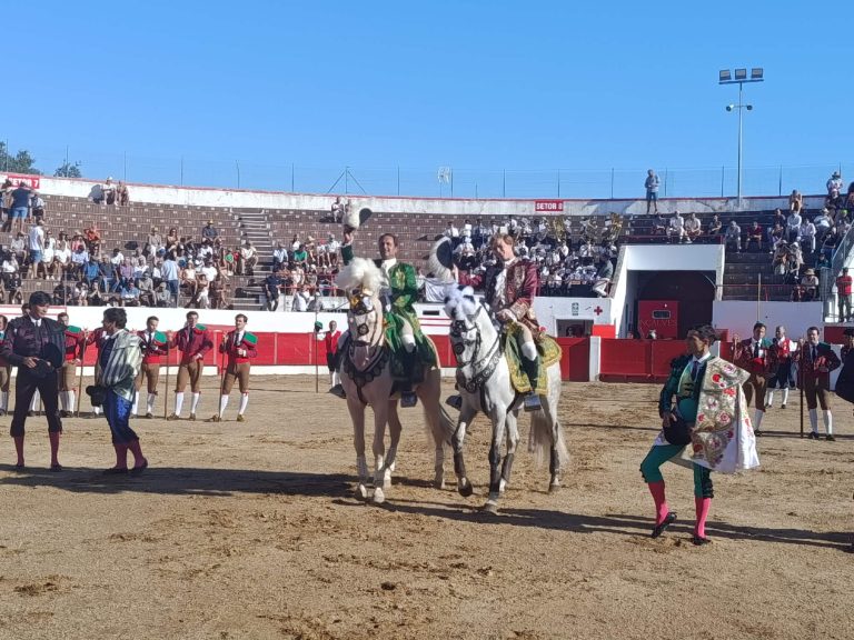 Praça de Touros de Aldeia da Ponte recebeu tradicional Corrida à Portuguesa