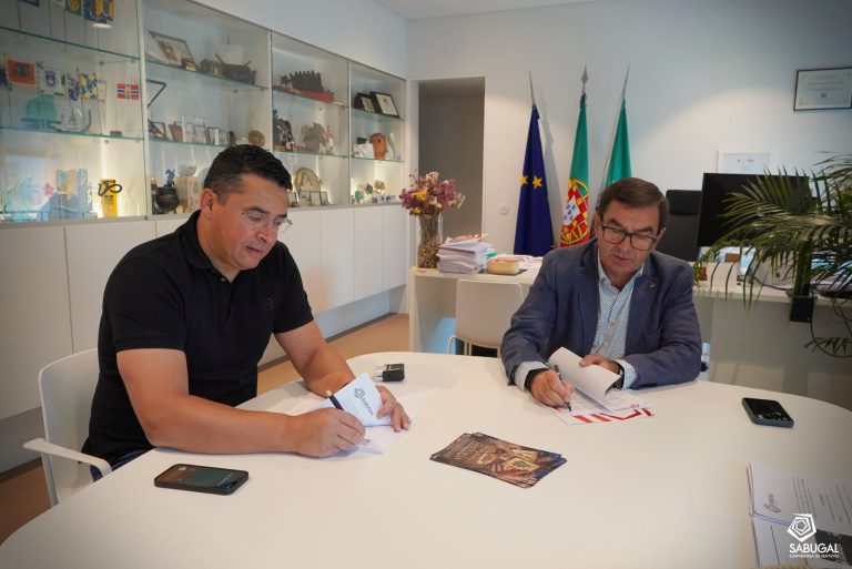 Município do Sabugal e SC Sabugal celebram contrato-programa de desenvolvimento desportivo