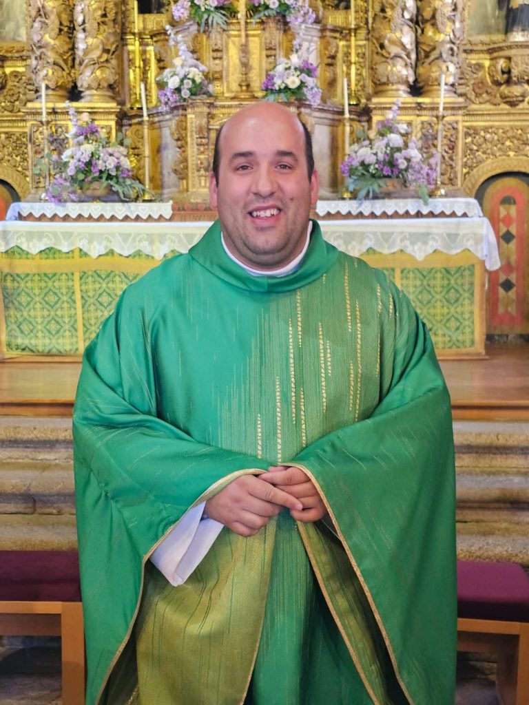 Padre Daniel Barroso nomeado para assumir o cargo de capelão da Capelania para os Bombeiros da Diocese